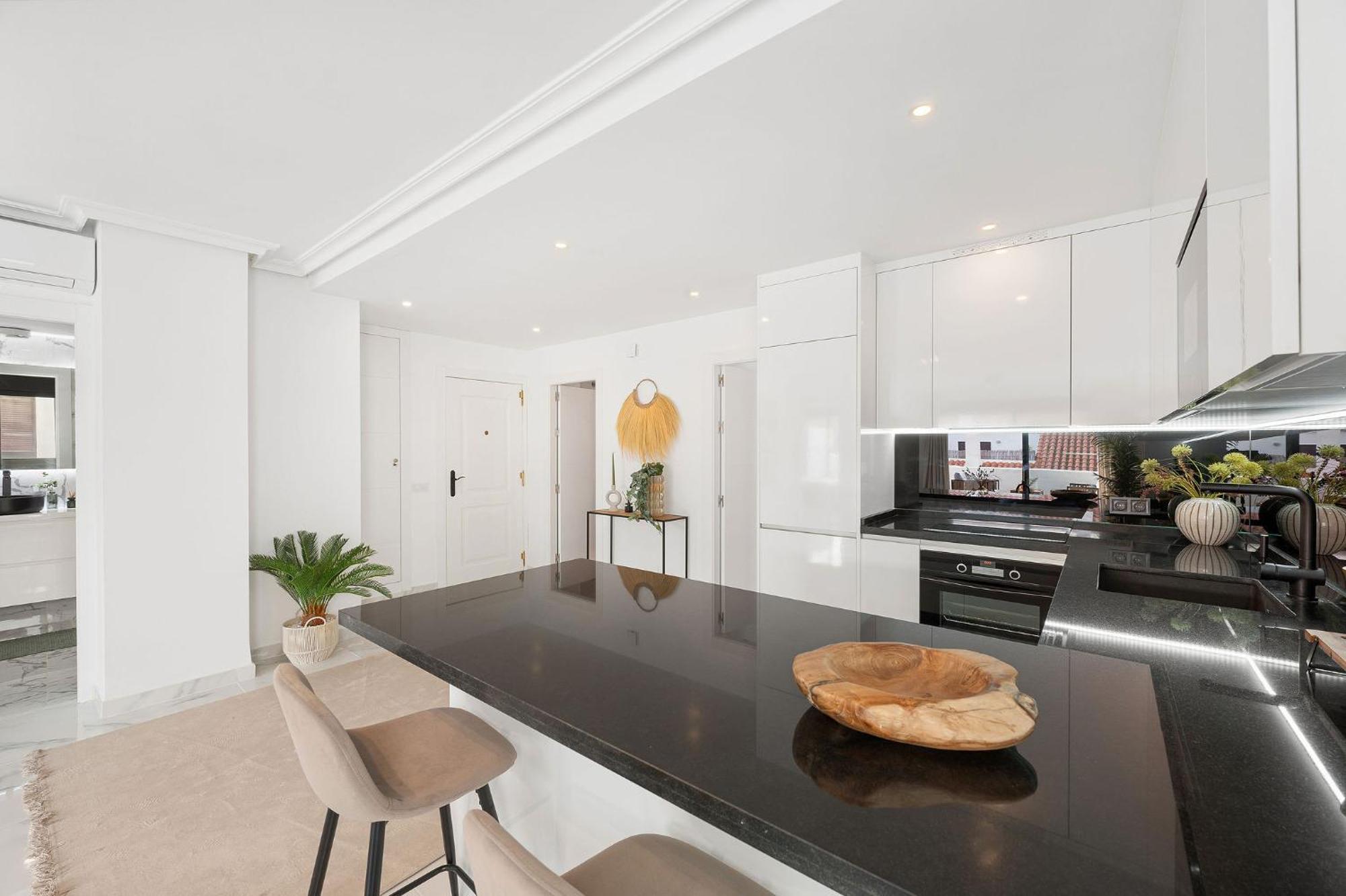 Apartemen La Maestranza - Luxury Renovated Marbella
